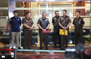 Tim Penyidik Memeriksa Menteri Koordinator Bidang Perekonomian dlalam Perkara Ekspor CPO