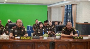 Wakil Kepala Kejaksaan Tinggi Riau mengikuti kegiatan Penyerahan Laporan Hasil Pemeriksaan (LHP)