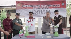 Wakil Bupati Rohil Hadiri Pemusnahan BB Narkotika di Polsek Bangko
