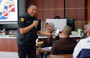 Kapuspenkum: Public Speaking Adalah Seni, Harus Dimiliki oleh Setiap Jaksa