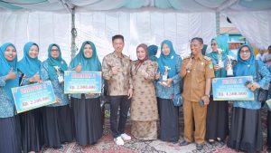 Diikuti Seluruh TP PKK Kecamatan, Bupati Rohil Buka Lomba Memasak Serba Ikan