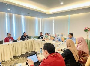 Asisten Perdata dan Tata Usaha Negara Kejaksaan Tinggi Riau  Meilinda, SH.,MH wakili Kepala Kejaksaan Tinggi Riau Dr. Supardi hadiri Monev Sinergi Forkowas