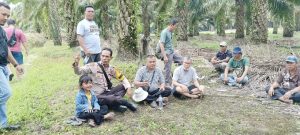 Hindari Konflik Sosial,Polsek Siak Hulu Mediasi Masyarakat Dengan Pemilik Akses Jalan Pribadi Apeng.