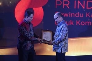KEJAKSAAN AGUNG KEMBALI MERAIH PENGHARGAAN DARI PUBLIC RELATION INDONESIA SEBAGAI INSTANSI BERPENGARUH DI BIDANG KOMUNIKASI