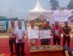 Danrem 031/WB bersama Bupati Kuansing  Letakkan Batu Pertama Pembangunan Makodim