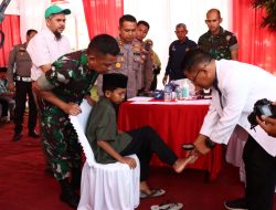 Puncak Hut Akabri Angkatan 91 Laksanakan Bakti Kesehatan dan Bakti Sosial di Lapangan Apel Mapolres Kampar.