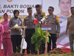 Kapolres Kampar Ikuti Kegiatan Daring Bakti Kesehatan, Bakti Sosial dan Penanaman Pohon oleh SSDM Polri.