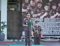 Kajat Riau Pimpin Upacara Peringatan Hari Pahlawan