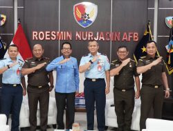 Kajati Riau dan Komandan Lanud RSN  Silaturahmi dengan Ketua DPRD Provinsi Riau