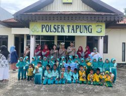 Polsek Tapung Terima Kunjungan Anak-Anak TK Islam Terpadu Almadinah Arfah Desa Gading Sari