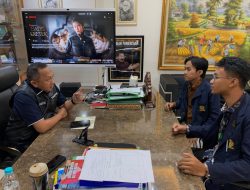 Kapuspenkum Dr. Ketut Sumedana Menerima Audiensi Dengan Perwakilan Badan Eksekutif Mahasiswa (BEM)