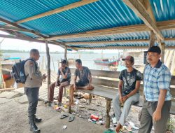 Personel Polsek Kateman Laksnakan Patroli Dialogis Agar Terciptanya Sitkamtibmas Aman Dan Kondusif