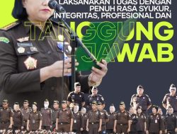 Asisten Pengawasan Kejaksaan Tinggi Riau Penerima Apel Kerja Pagi