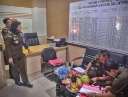Asisten Pengawasan Kejaksaan Tinggi Riau Ayu Agung, S.H, S.Sos, M.H, M.Si (Han) Melakukan Inspeksi Umum dan Khusus di Kejaksaan Negeri Kepulauan Meranti