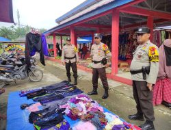 Polsek Kempas Sambangi Warga di Pasar, Ajak hadir ke TPS dan Jangan Golput.