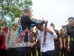 Wakil Jaksa Agung Dr. Sunarta : Memberikan Pengarahan saat Melakukan Sosialisasi dan Internalisasi kegiatan Reformasi Birokrasi