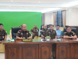 Wakil Kejaksaan Tinggi Riau Hendrizal Husin : Mengikuti Kegiatan Sosialisasi Pelaksanaan Survey Kepuasan Masyarakat (SKM), (SPAK), (SPKP), Kejaksaan RI Tahun 2024 secara virtual