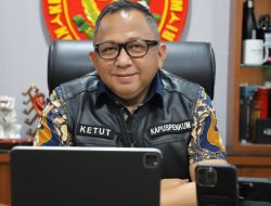 JAM PIDSUS Kejaksaan Agung Memeriksa 2 Orang Saksi Terkait Perkara Emas Surabaya