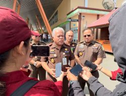 Tim Tabur Kejaksaan Tinggi Papua Barat mengamankan Terdakwa DPO Tindak Pidana Korupsi Berinisial DIU
