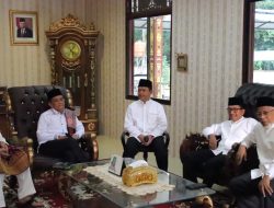 Kajati Riau Akmal Abbas : Hadiri Buka Puasa Bersama Lembaga Adat Melayu (LAM) Riau