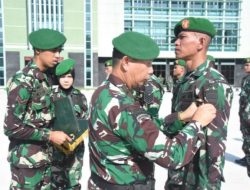 Brigjen TNI Dany Racka Memimpin Secara langsung Upacara Kenaikan Pangkat Pamen dan Pama Korem 031/WB