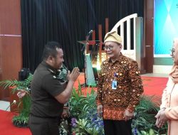 Kasi Penkum Kejati Riau Hadiri Serah Terima Jabatan Kepala LPP RRI Pekanbaru Ida Ayu Evi Handayani, SH., MH kepada Ir. Mochamad Bugi Hidayat, M.Si