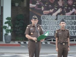 Aspidsus Kejaksaan Tinggi Riau Penerima Apel Kerja Pagi
