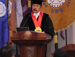 Jaksa Agung RI Beri Ulasan Terhadap Orasi Ilmiah Pengukuhan Profesor Kehormatan Prof. Dr. Bambang Sugeng Rukmono, S.H., M.H