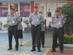 Apel Pagi Lapas Pekanbaru: Kalapas Ingatkan Kedisplinan dan Jaga Kebersihan