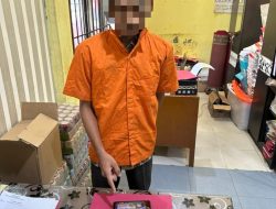 Polsek Tambang Ciduk Pelaku Judi Online di Counter Handphone,  Asyik Jual Beli Chip Higgs Domino!