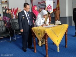 Ketua Dekranasda Provinsi Riau, Henny Sasmita Wahid Lantik Ketua Dekranasda Rokan Hilir