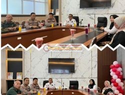 Pemkab Solok Hadiri Rapat Monev Pembagian Bendera Merah Putih untuk Peringatan HUT RI ke-80 secara Daring