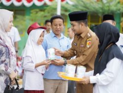 Walikota Solok Dr. H. Ramadhani Kirana Putra Jadi Pembina Upacara di MIN Kota Solok